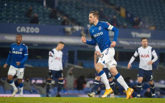 價位約為4 價位約為4